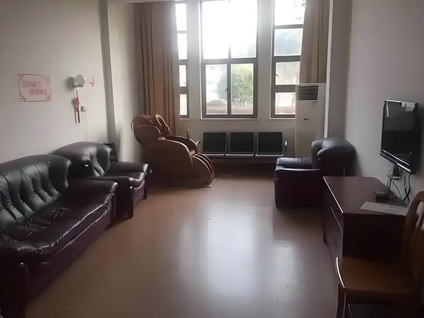 探花看腻了，看乌克兰00后老师isabellastar的作品，欲罢不能